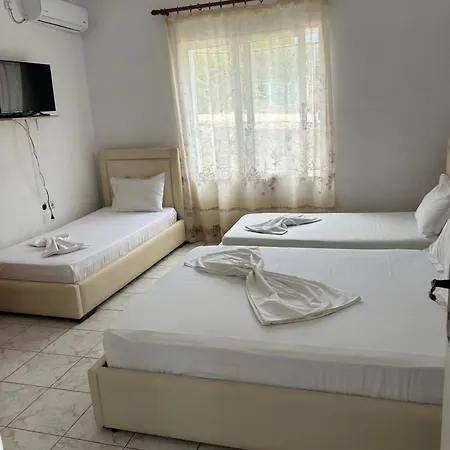 Spiros Апартаменты *